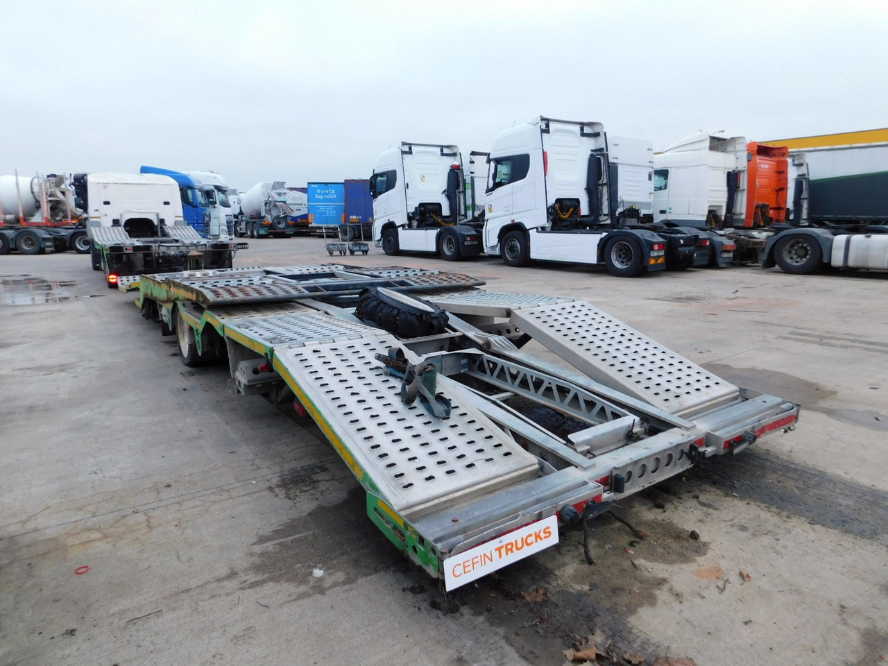 Scania P400 - Тягач, Низкорамный полуприцеп: фото 4 Scania P400 - Тягач, Низкорамный полуприцеп: фото 4