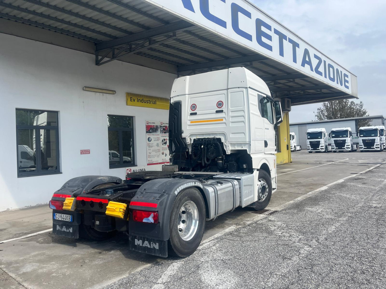 MAN TGX 18.510 4x2 BL SA ADR FL EXII EXIII Euro6 Klima - Тягач: фото 5 MAN TGX 18.510 4x2 BL SA ADR FL EXII EXIII Euro6 Klima - Тягач: фото 5