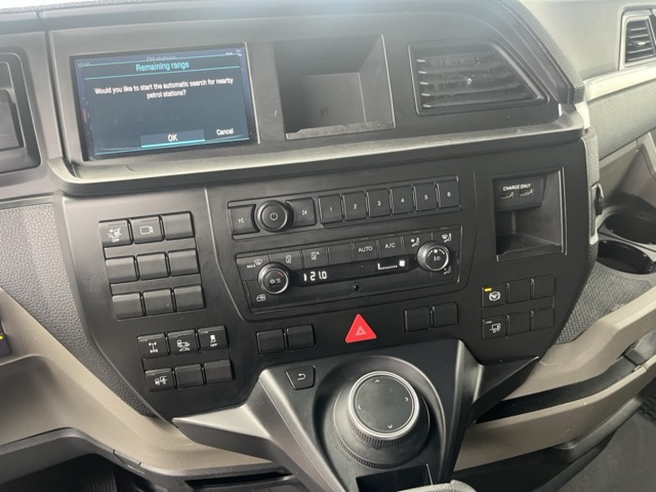 MAN TGX 18.510 4x2 LL SA - Vollgarantie MAN bis 01.27 - Тягач: фото 4 MAN TGX 18.510 4x2 LL SA - Vollgarantie MAN bis 01.27 - Тягач: фото 4