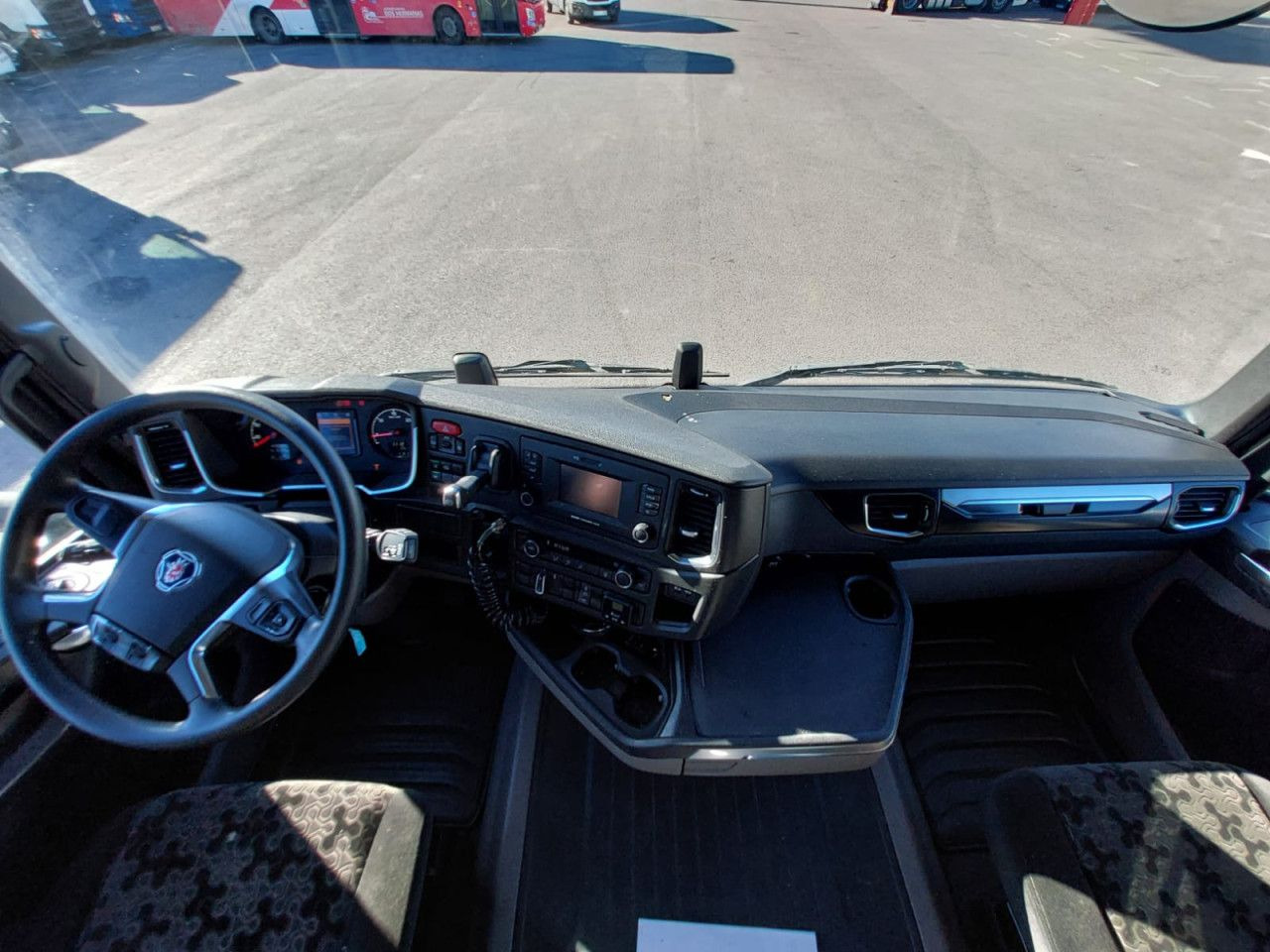Scania R410 - Тягач: фото 5 Scania R410 - Тягач: фото 5