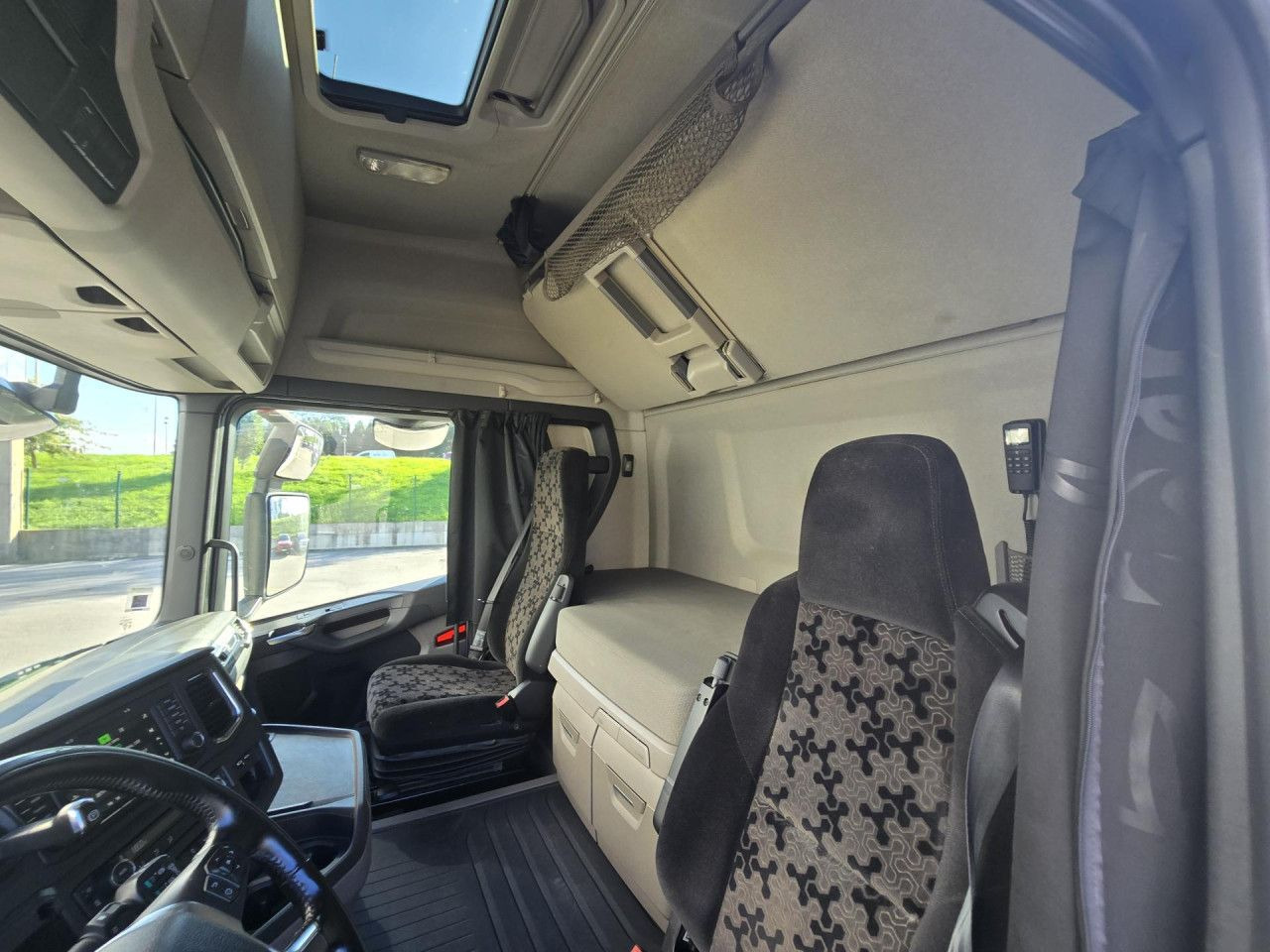Scania UVES05240109 - Тягач: фото 5 Scania UVES05240109 - Тягач: фото 5