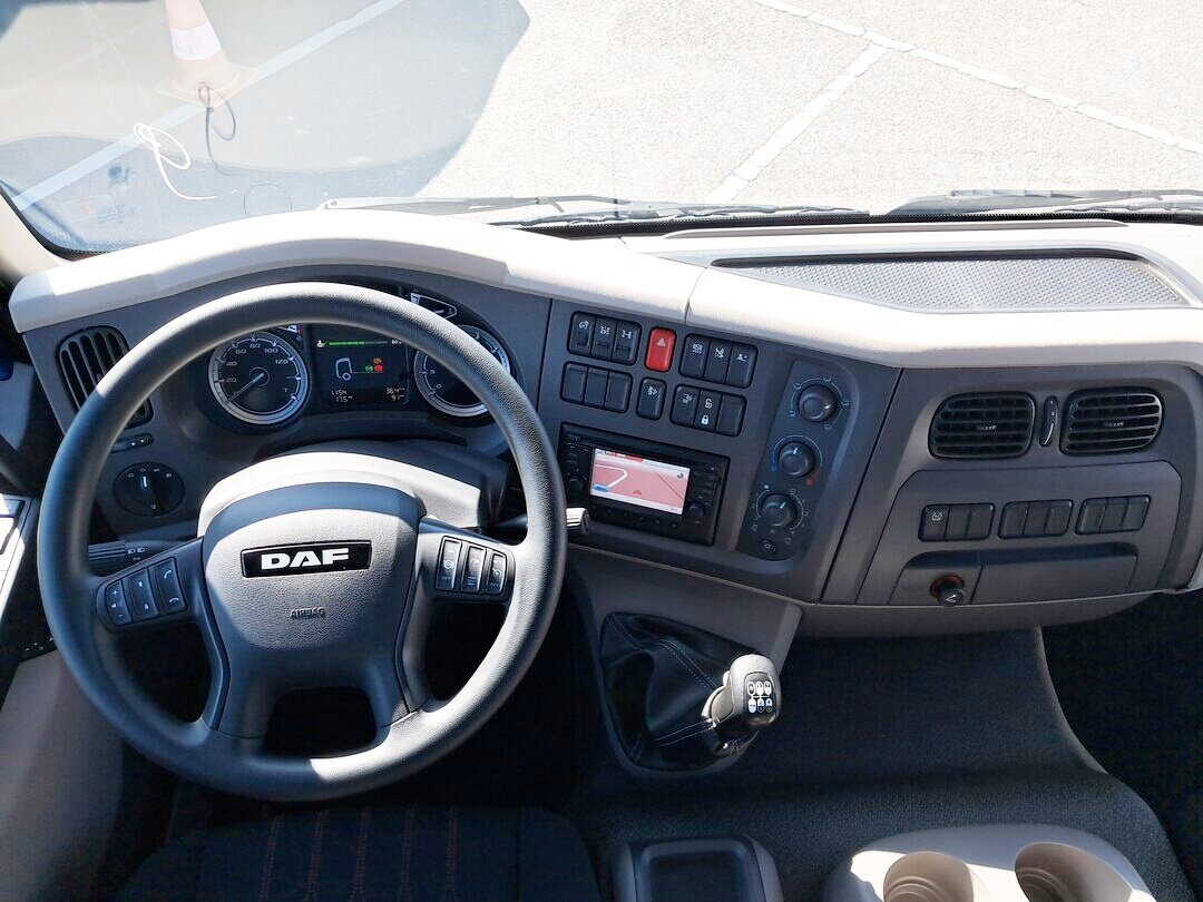 Новый Грузовик-шасси DAF LF 290 FA 4x2 LF 290 FA 4x2, Nebenantrieb, Navi: фото 12 Новый Грузовик-шасси DAF LF 290 FA 4x2 LF 290 FA 4x2, Nebenantrieb, Navi: фото 12