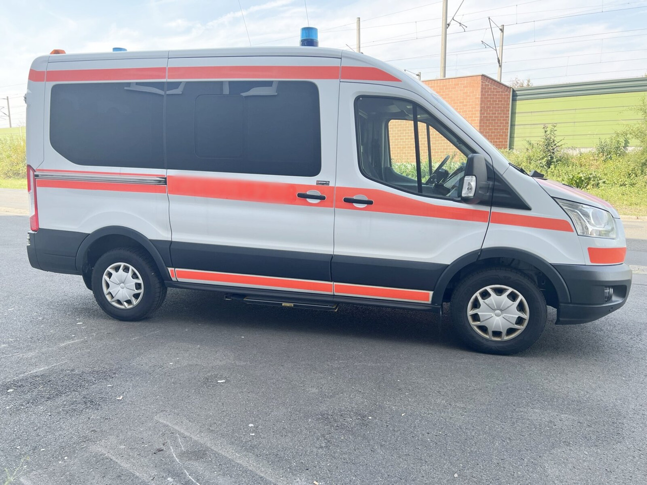 Машина скорой помощи Ford Transit 2.2 TDCI 4x2 Transit 2.2 TDCI 4x2, Krankentransporter: фото 10