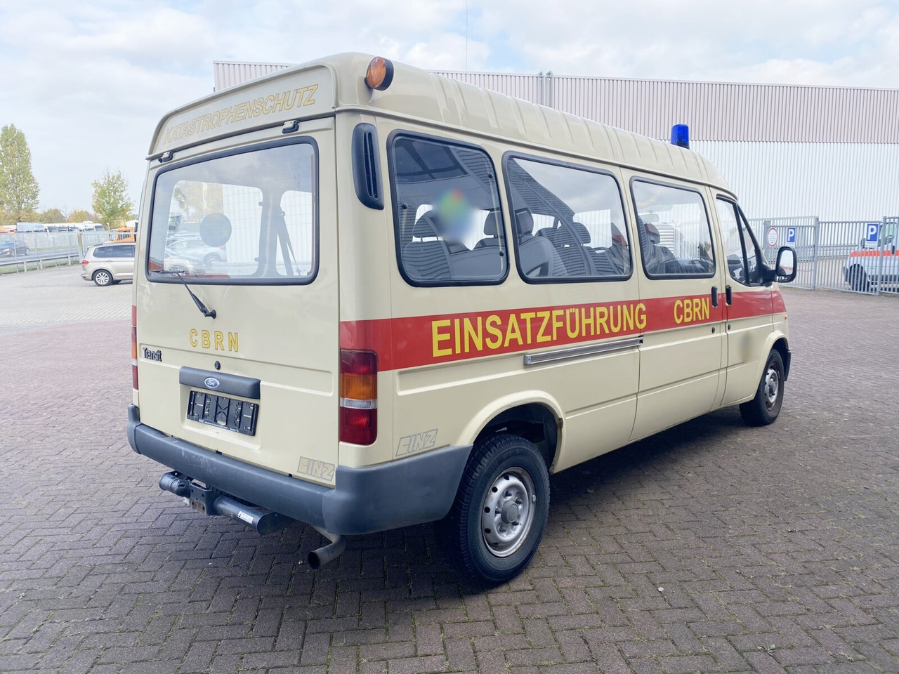 Ford Transit 2.5 4x2 Transit 2.5 4x2, Personentransporter, 8 Sitze в лизинг Ford Transit 2.5 4x2 Transit 2.5 4x2, Personentransporter, 8 Sitze: фото 10