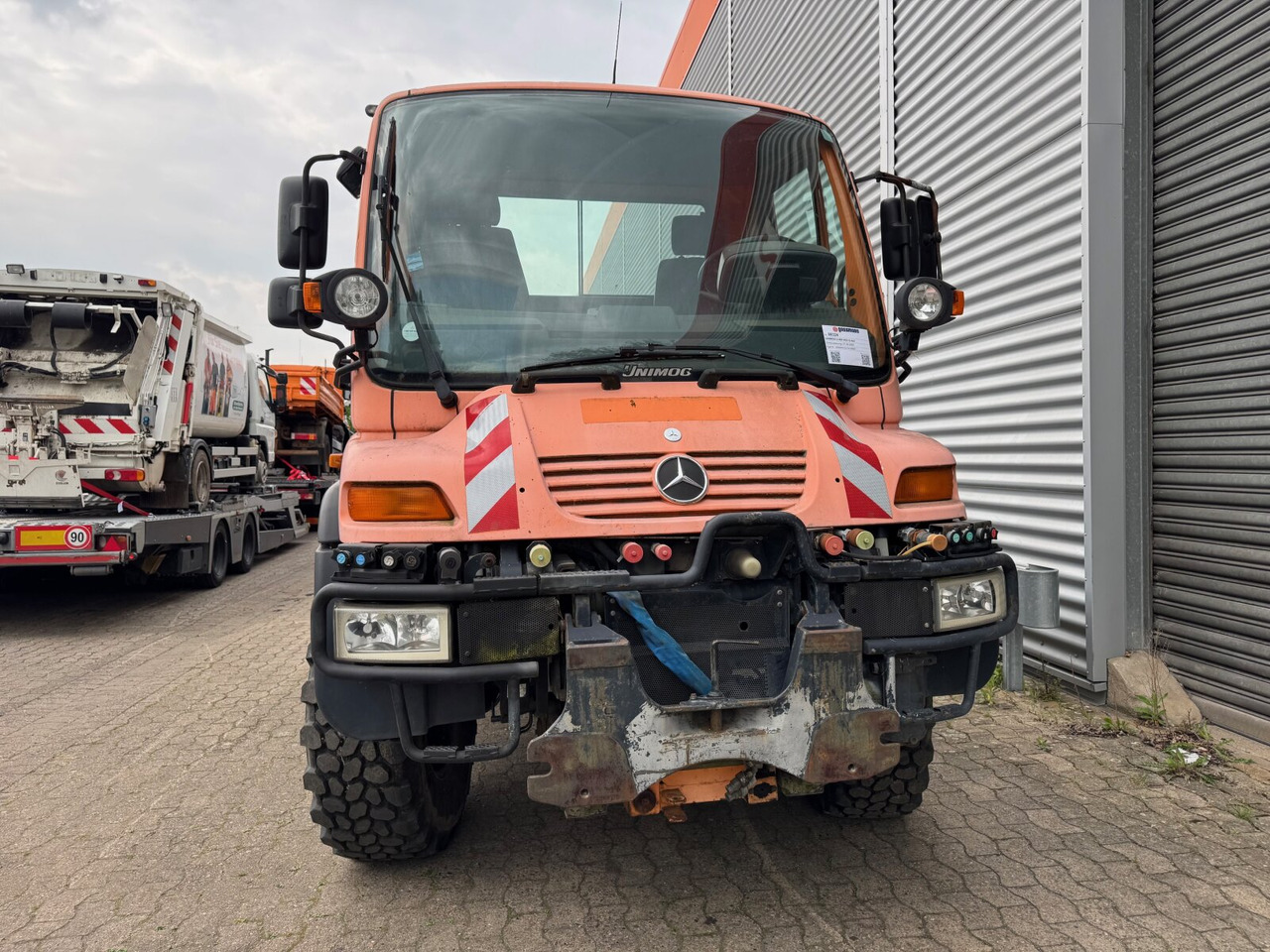 Unimog U 400 405/12 4x4 U 400 405/12 4x4, Kipper, Kommunalhydraulik, VarioPilot, Zapfwelle - Фургон: фото 3 Unimog U 400 405/12 4x4 U 400 405/12 4x4, Kipper, Kommunalhydraulik, VarioPilot, Zapfwelle - Фургон: фото 3