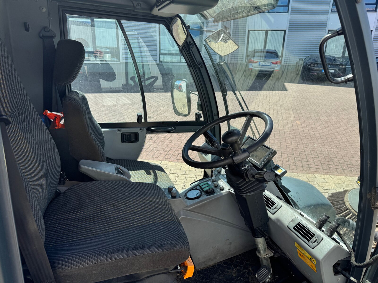 Hako Multicar Citymaster 2000 3B Kehrmaschine 4x2 Multicar Citymaster 2000 3B Kehrmaschine 4x2 - Грузовик: фото 3 Hako Multicar Citymaster 2000 3B Kehrmaschine 4x2 Multicar Citymaster 2000 3B Kehrmaschine 4x2 - Грузовик: фото 3