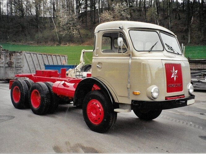 HENSCHEL HS 20 TS 6x4 HENSCHEL HS 20 TS 6x4 - Самосвал: фото 2 HENSCHEL HS 20 TS 6x4 HENSCHEL HS 20 TS 6x4 - Самосвал: фото 2