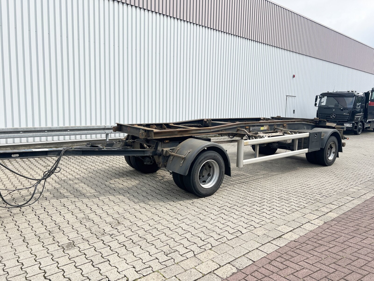 HSA 18.65 Schlittenabroller HSA 18.65 Schlittenabroller - Прицеп мультилифт/ Бункеровоз: фото 1 HSA 18.65 Schlittenabroller HSA 18.65 Schlittenabroller - Прицеп мультилифт/ Бункеровоз: фото 1