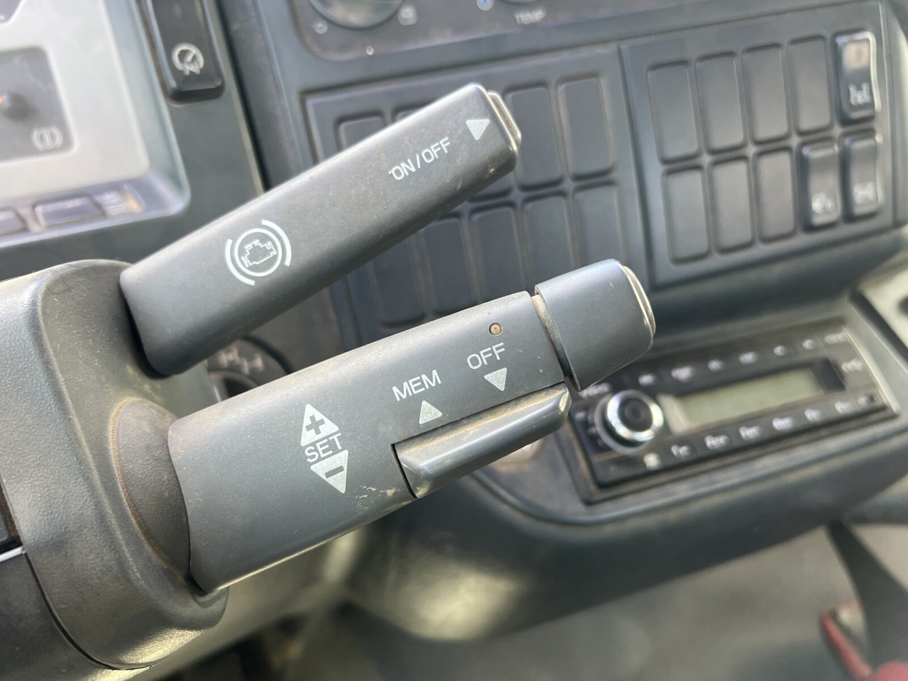 MAN TGA 26.363/410 6x4 BB TGA 26.363/410 6x4 BB, 2-S-Alukipper - Самосвал, Автоманипулятор: фото 5 MAN TGA 26.363/410 6x4 BB TGA 26.363/410 6x4 BB, 2-S-Alukipper - Самосвал, Автоманипулятор: фото 5