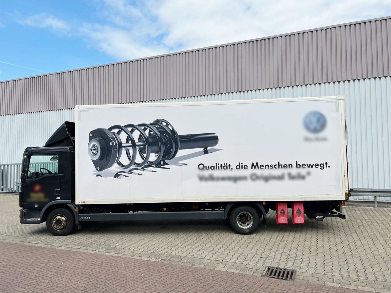MAN TGL 12.220 4X2 BL TGL 12.220 4X2 BL mit MBB LBW 1500K - Грузовик с закрытым кузовом: фото 2 MAN TGL 12.220 4X2 BL TGL 12.220 4X2 BL mit MBB LBW 1500K - Грузовик с закрытым кузовом: фото 2