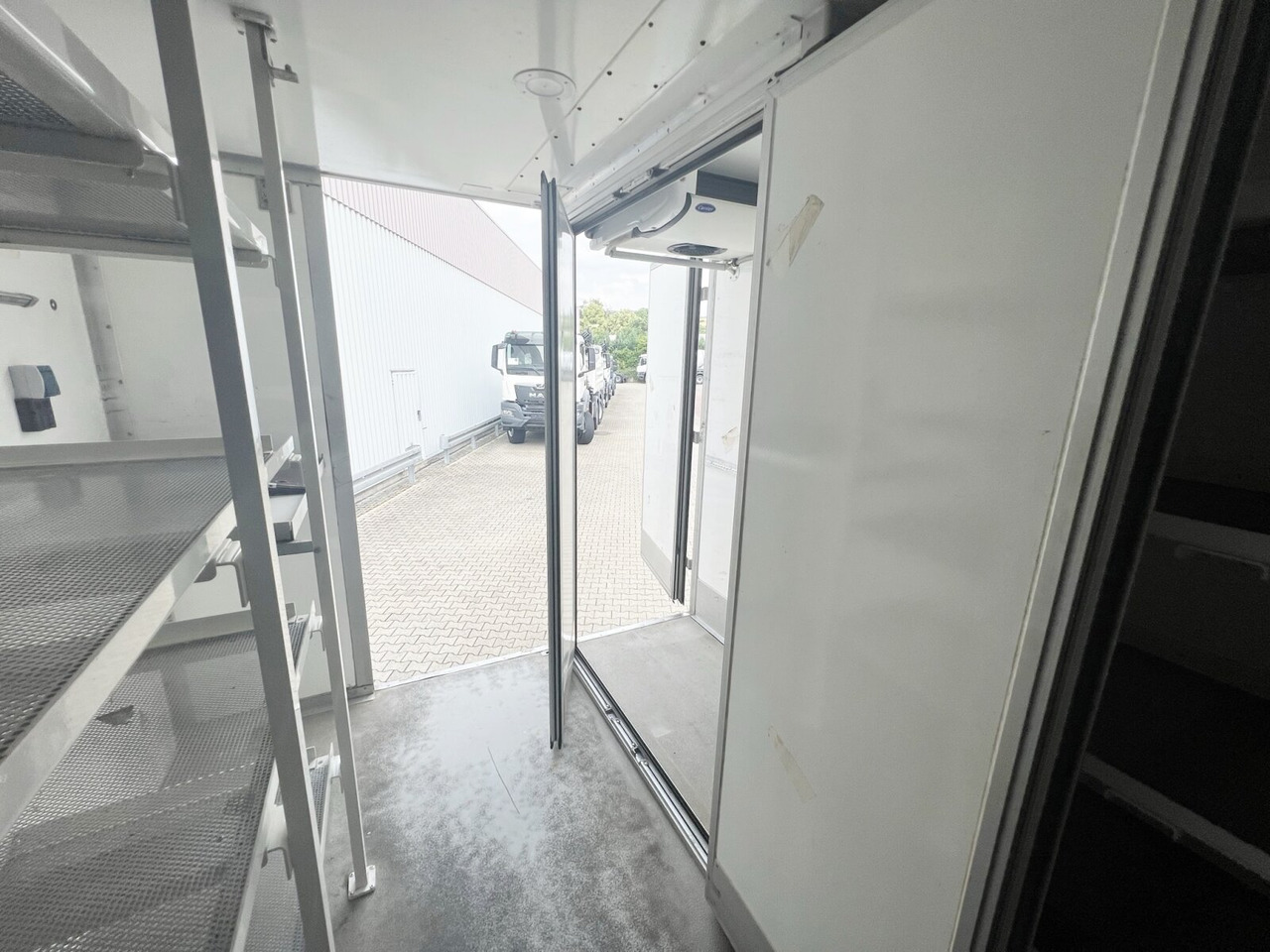 MAN TGL 8.180 4x2 BL TGL 8.180 4x2 BL, Kühlkoffer, Carrier Supra 850Mi - Рефрижератор: фото 3 MAN TGL 8.180 4x2 BL TGL 8.180 4x2 BL, Kühlkoffer, Carrier Supra 850Mi - Рефрижератор: фото 3