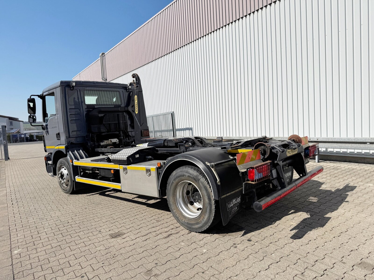 Крюковой мультилифт MAN TGM 15.250/340 4X2 BL TGM 15.250/340 4X2 BL: фото 12 Крюковой мультилифт MAN TGM 15.250/340 4X2 BL TGM 15.250/340 4X2 BL: фото 12