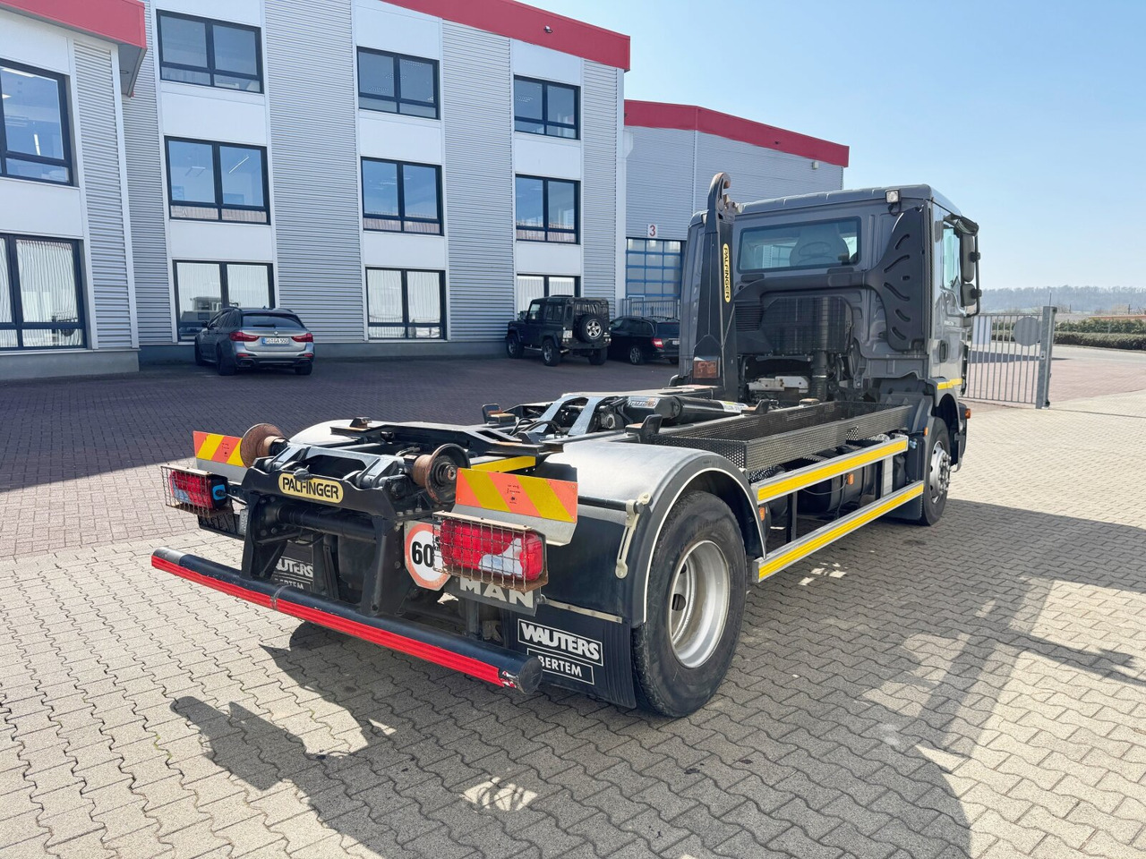 Крюковой мультилифт MAN TGM 15.250/340 4X2 BL TGM 15.250/340 4X2 BL: фото 10 Крюковой мультилифт MAN TGM 15.250/340 4X2 BL TGM 15.250/340 4X2 BL: фото 10