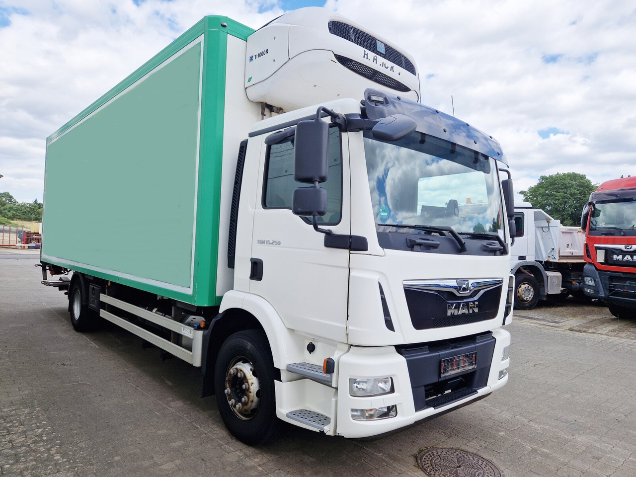 Рефрижератор MAN TGM 15.250/340 4X2 BL TGM 15.250/340 4X2 BL, Tiefkühlkoffer, Thermoking, Rolltor, unterfaltbare Dhollandia LBW: фото 10 Рефрижератор MAN TGM 15.250/340 4X2 BL TGM 15.250/340 4X2 BL, Tiefkühlkoffer, Thermoking, Rolltor, unterfaltbare Dhollandia LBW: фото 10