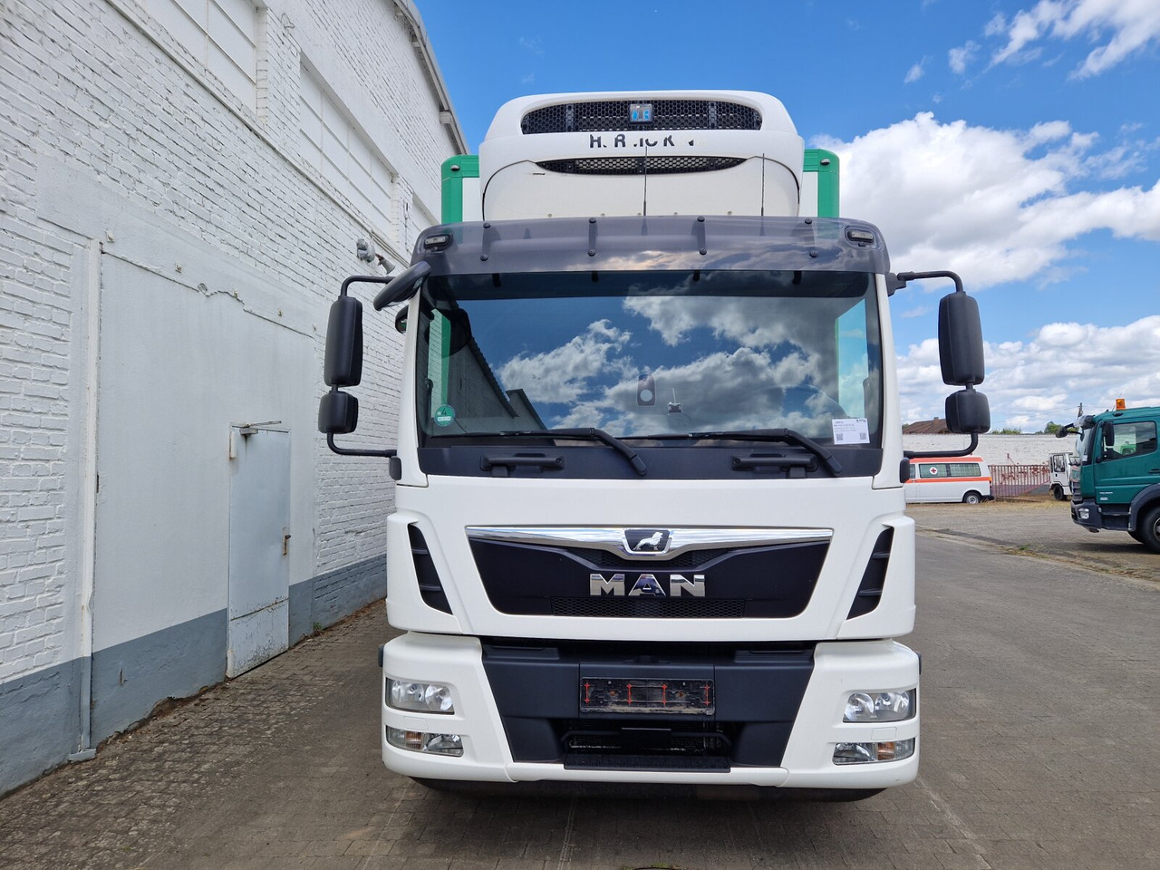 Рефрижератор MAN TGM 15.250/340 4X2 BL TGM 15.250/340 4X2 BL, Tiefkühlkoffer, Thermoking, Rolltor, unterfaltbare Dhollandia LBW: фото 11 Рефрижератор MAN TGM 15.250/340 4X2 BL TGM 15.250/340 4X2 BL, Tiefkühlkoffer, Thermoking, Rolltor, unterfaltbare Dhollandia LBW: фото 11