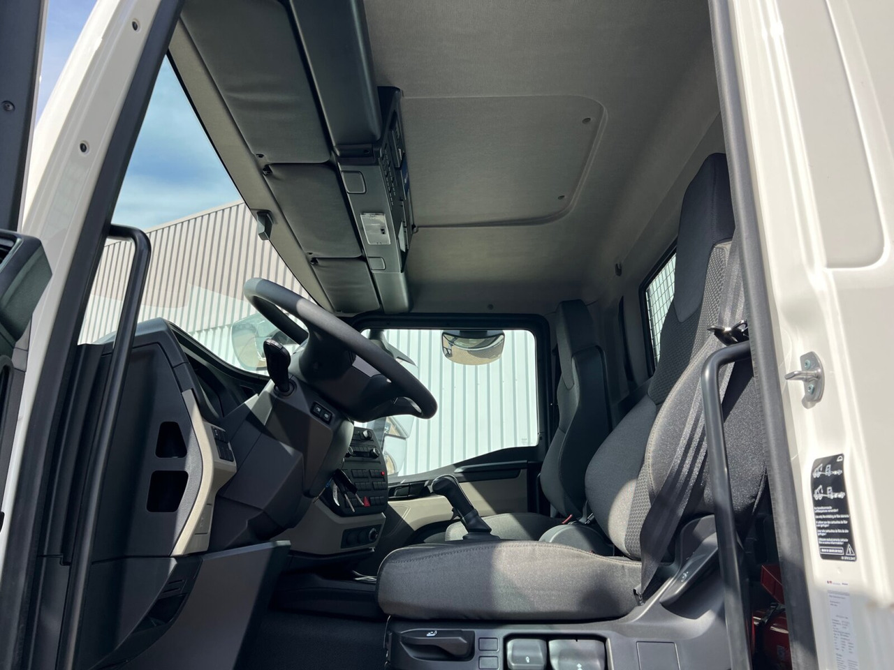 MAN TGM 18.250/340 4x2 BL CH TGM 18.250/340 4x2 BL CH, Funk - Крюковой мультилифт: фото 4 MAN TGM 18.250/340 4x2 BL CH TGM 18.250/340 4x2 BL CH, Funk - Крюковой мультилифт: фото 4