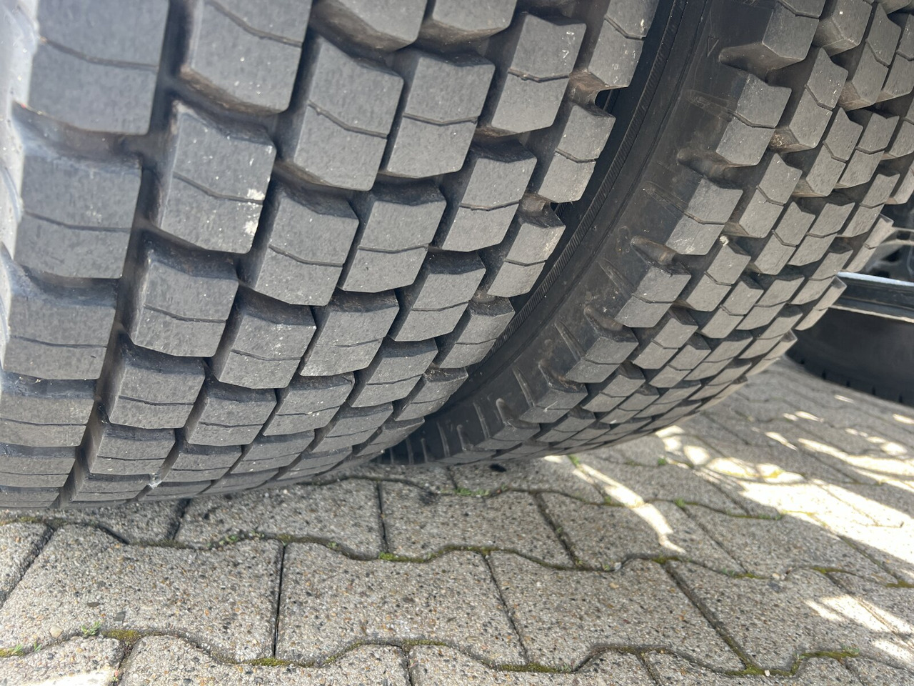 MAN TGS 26.320 6X2-4 BL TGS 26.320 6X2-4 BL, Lenk-/Liftachse, Rechtslenker, Export Only! - Грузовик-шасси: фото 5 MAN TGS 26.320 6X2-4 BL TGS 26.320 6X2-4 BL, Lenk-/Liftachse, Rechtslenker, Export Only! - Грузовик-шасси: фото 5