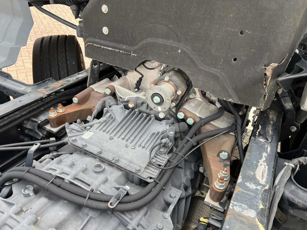 MAN TGS 26.320 6X2-4 BL TGS 26.320 6X2-4 BL, Lenk-/Liftachse, Rechtslenker, Export Only! - Грузовик-шасси: фото 2 MAN TGS 26.320 6X2-4 BL TGS 26.320 6X2-4 BL, Lenk-/Liftachse, Rechtslenker, Export Only! - Грузовик-шасси: фото 2