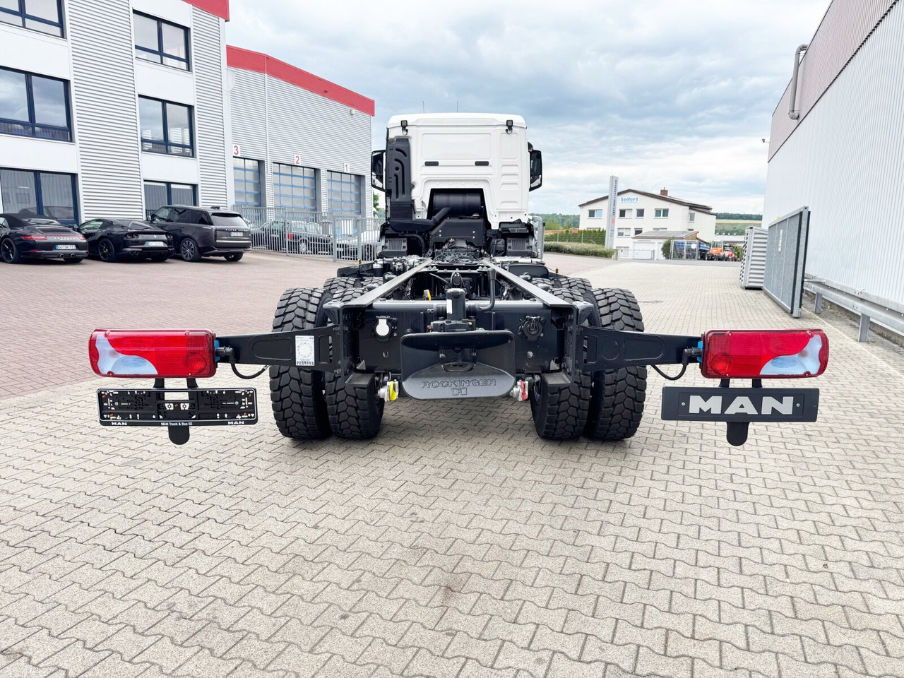 Новый Грузовик-шасси MAN TGS 33.480 6x6 BB CH TGS 33.480 6x6 BB CH, Hohe Bauart, Nebenantrieb: фото 11