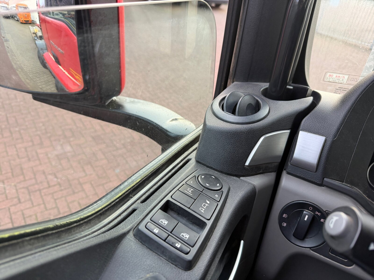 MAN TGS 35.500 8x4 BB TGS 35.500 8x4 BB, Pritarder, Meiller RK 30.65 - Крюковой мультилифт: фото 5 MAN TGS 35.500 8x4 BB TGS 35.500 8x4 BB, Pritarder, Meiller RK 30.65 - Крюковой мультилифт: фото 5