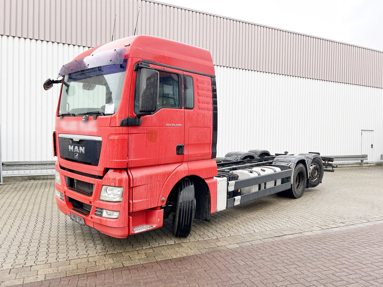 MAN TGX 26.440 6x2-2 LL TGX 26.440 6x2-2 LL, Lenk-Liftachse - Грузовик-шасси: фото 1 MAN TGX 26.440 6x2-2 LL TGX 26.440 6x2-2 LL, Lenk-Liftachse - Грузовик-шасси: фото 1