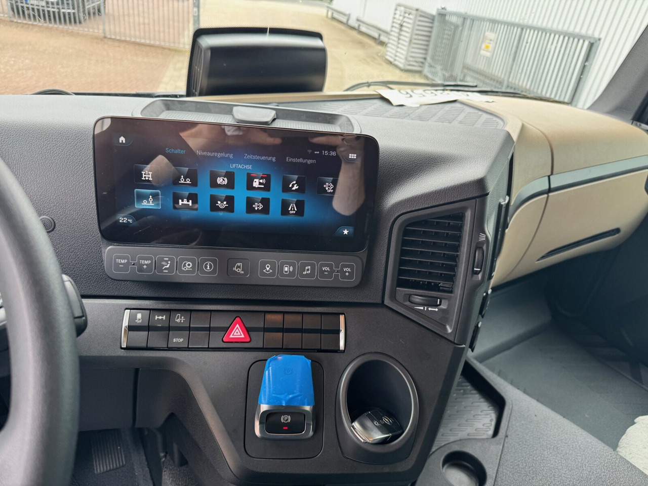 Mercedes-Benz Actros 2545 L 6x2 Actros 2545 L 6x2, Lenk-/Liftachse, StreamSpace, MultimediaCockpit - Крюковой мультилифт: фото 4 Mercedes-Benz Actros 2545 L 6x2 Actros 2545 L 6x2, Lenk-/Liftachse, StreamSpace, MultimediaCockpit - Крюковой мультилифт: фото 4
