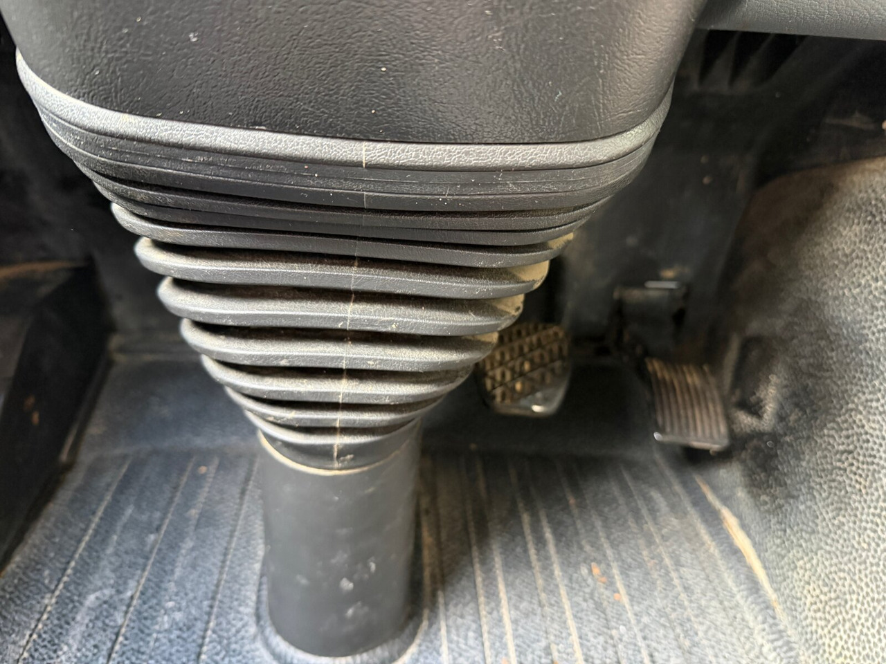 Mercedes-Benz Actros 2644 L 6x4 Actros 2644 L 6x4 - Крюковой мультилифт: фото 3 Mercedes-Benz Actros 2644 L 6x4 Actros 2644 L 6x4 - Крюковой мультилифт: фото 3