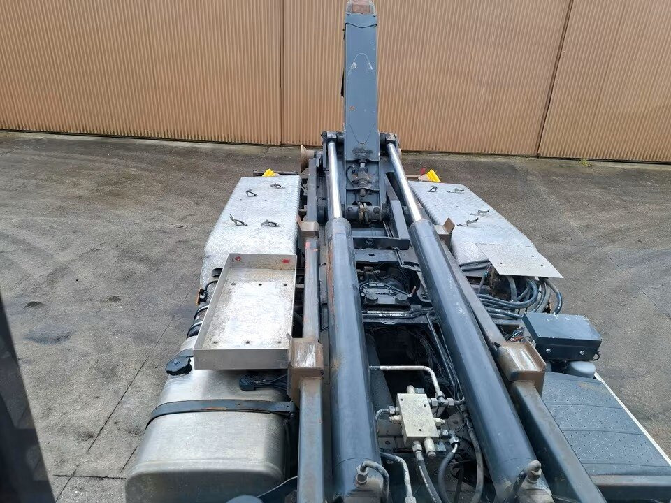 Mercedes-Benz Actros 2644 LK 6x4 Actros 2644 LK 6x4 VDL Abrollanlage - Крюковой мультилифт: фото 4 Mercedes-Benz Actros 2644 LK 6x4 Actros 2644 LK 6x4 VDL Abrollanlage - Крюковой мультилифт: фото 4