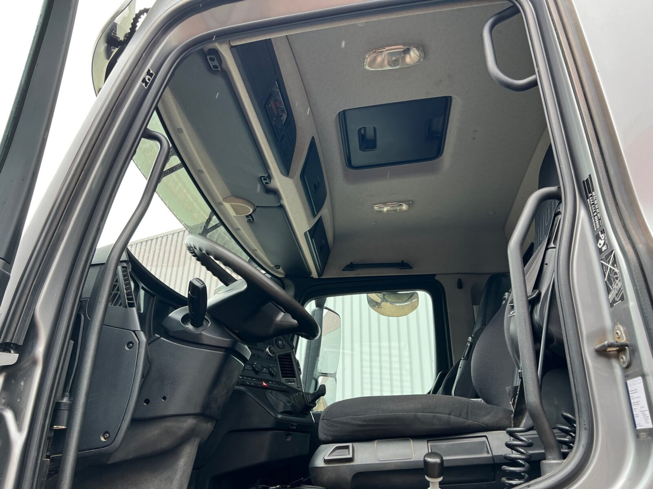 Mercedes-Benz Arocs 1840 K 4x2 Arocs 1840 K 4x2 - Самосвал: фото 3 Mercedes-Benz Arocs 1840 K 4x2 Arocs 1840 K 4x2 - Самосвал: фото 3