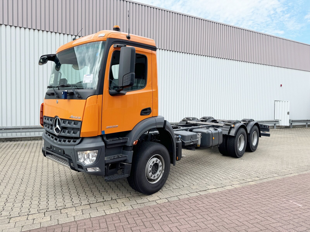 Новый Грузовик-шасси Mercedes-Benz Arocs 2633 6x4, Automatik, 2x Nebenantrieb Arocs 2633 6x4, 2x Nebenantrieb: фото 6