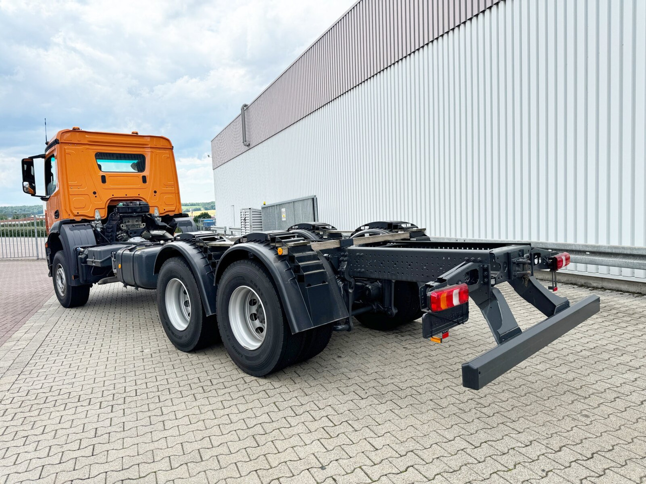 Новый Грузовик-шасси Mercedes-Benz Arocs 2633 6x4, Automatik, 2x Nebenantrieb Arocs 2633 6x4, 2x Nebenantrieb: фото 13