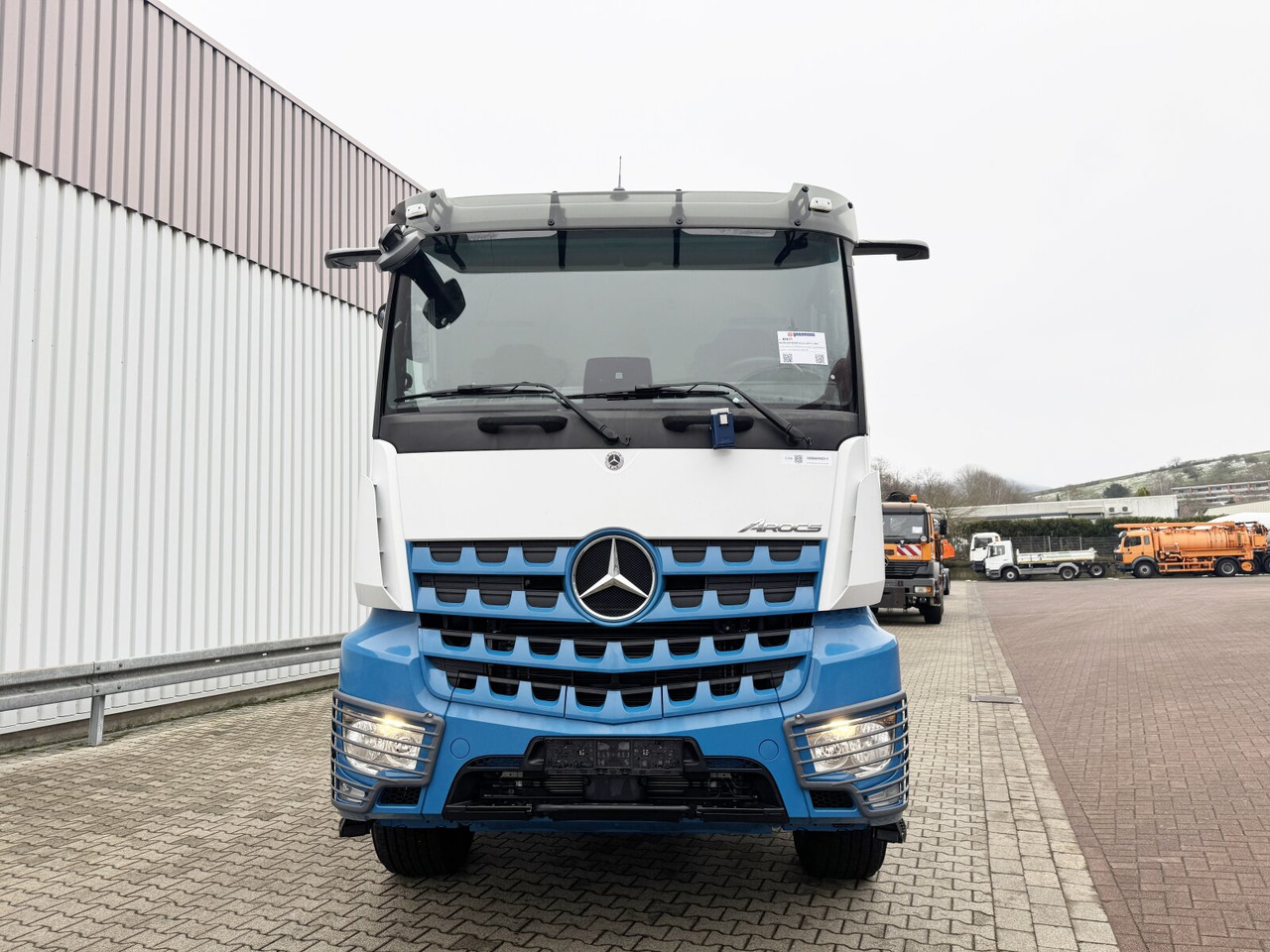 Новый Грузовик-шасси Mercedes-Benz Arocs 2651 L 6x6 Arocs 2651 L 6x6, HydroDrive, MirrorCam, Massage-Sitz, Motorabtrieb: фото 7