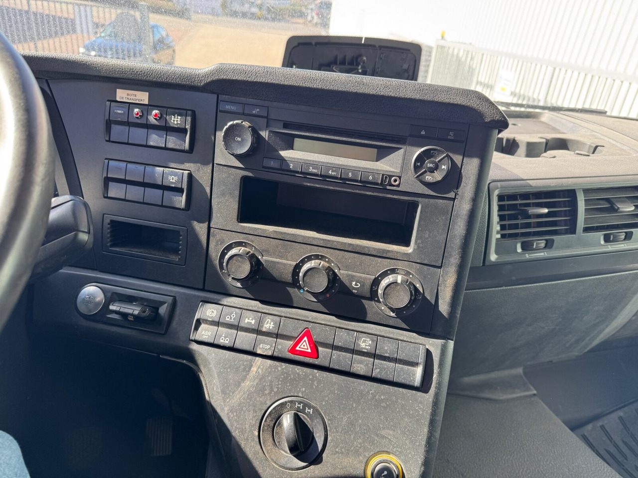 Mercedes-Benz Arocs 3242/48 LK 8x4/4 Arocs 3242/48 LK 8x4/4, Lenk-/Liftachse - Крюковой мультилифт: фото 5 Mercedes-Benz Arocs 3242/48 LK 8x4/4 Arocs 3242/48 LK 8x4/4, Lenk-/Liftachse - Крюковой мультилифт: фото 5