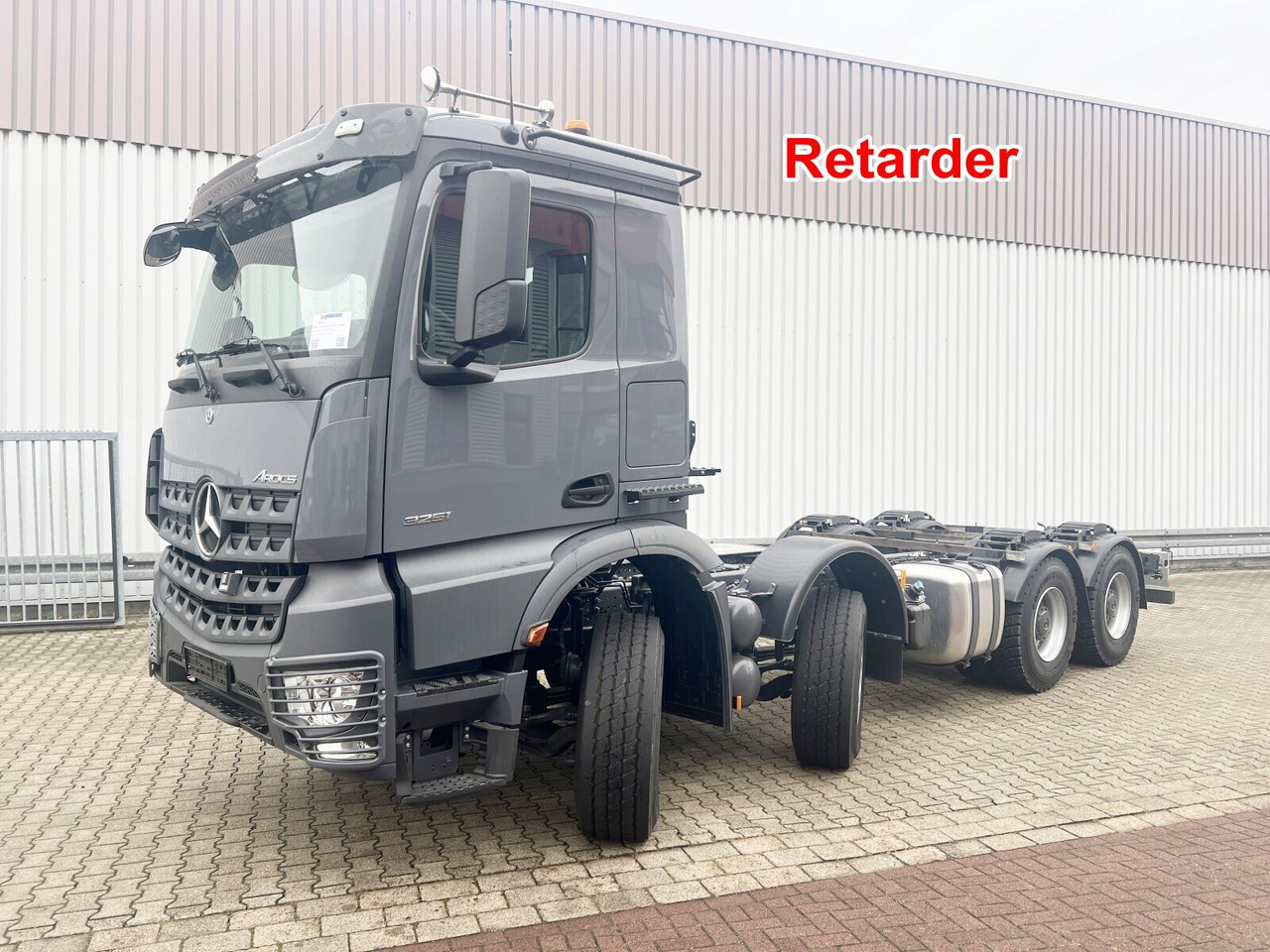 Mercedes-Benz Arocs 3251 L 8x4/4 Arocs 3251 L 8x4/4, mit Motorabtrieb C plus NA - Грузовик-шасси: фото 1 Mercedes-Benz Arocs 3251 L 8x4/4 Arocs 3251 L 8x4/4, mit Motorabtrieb C plus NA - Грузовик-шасси: фото 1