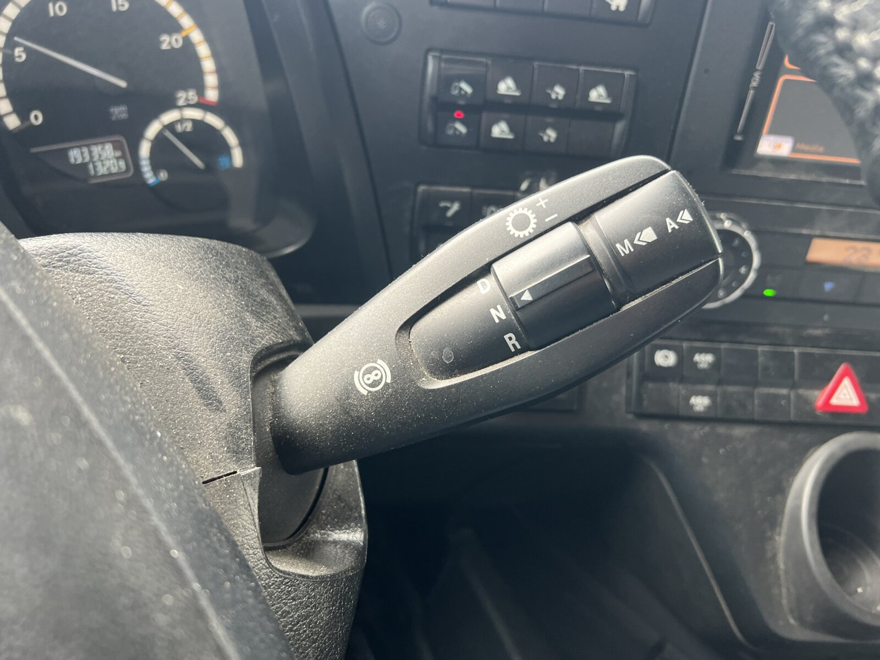 Mercedes-Benz Arocs 3253 K 8x4/4 Arocs 3253 K 8x4/4, Retarder, Motorabtrieb - Крюковой мультилифт: фото 2 Mercedes-Benz Arocs 3253 K 8x4/4 Arocs 3253 K 8x4/4, Retarder, Motorabtrieb - Крюковой мультилифт: фото 2