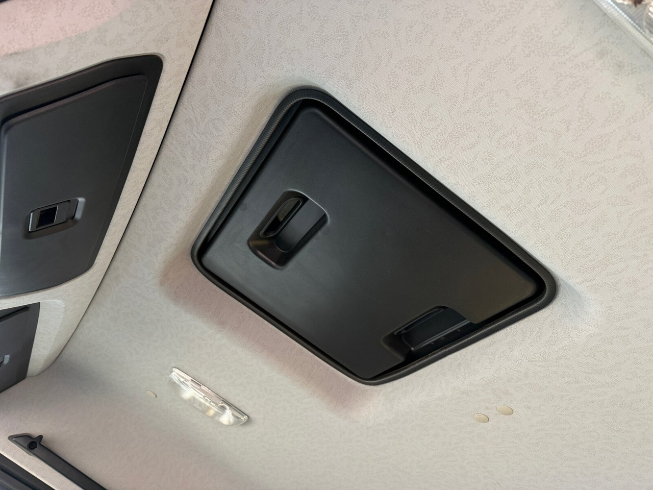 Mercedes-Benz Arocs 3363 K 6x4 Arocs 3363 K 6x4, Grounder, Turbo-Retarder-Kupplung в лизинг Mercedes-Benz Arocs 3363 K 6x4 Arocs 3363 K 6x4, Grounder, Turbo-Retarder-Kupplung: фото 10