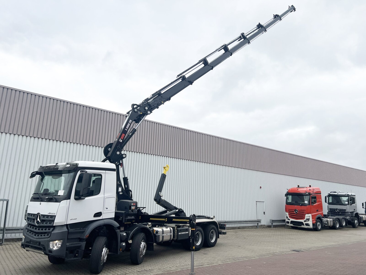 Новый Крюковой мультилифт, Автоманипулятор Mercedes-Benz Arocs 4142 B 8x4/4 Arocs 4142 B 8x4/4, Grounder, Funk: фото 8