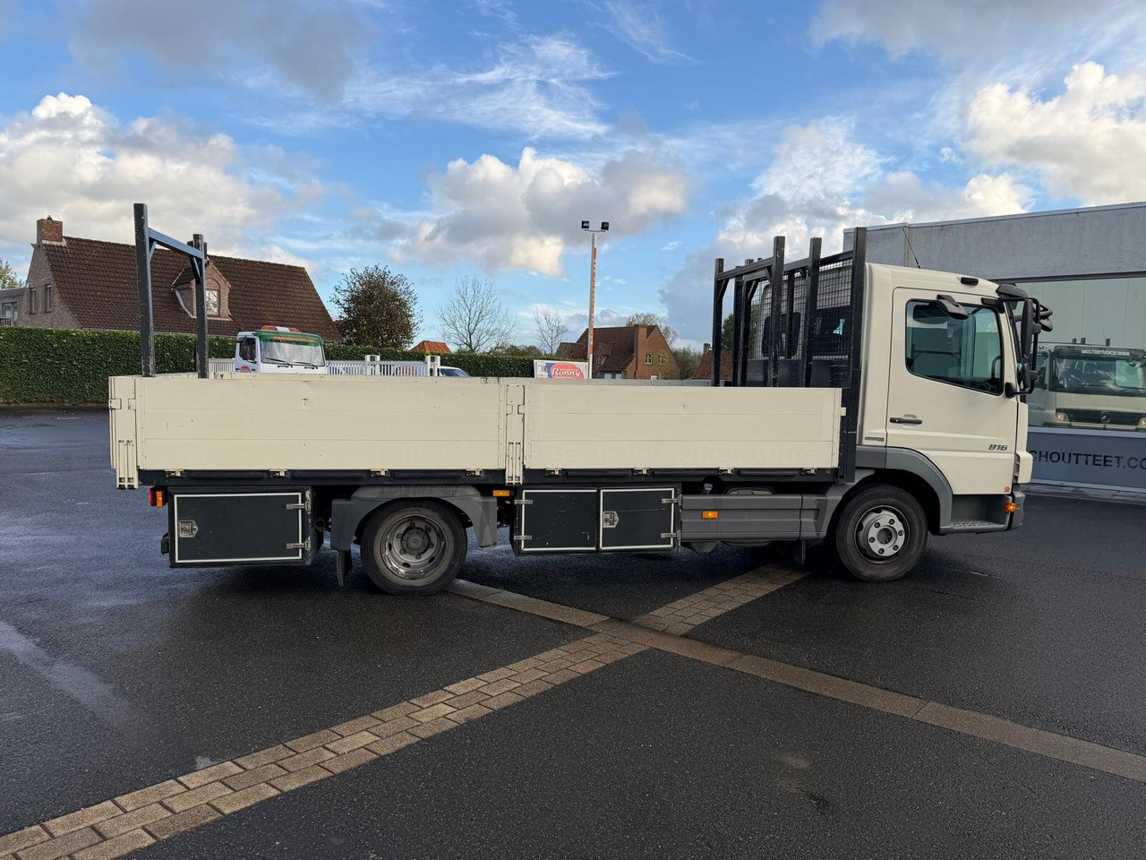 Грузовик бортовой/ Платформа Mercedes-Benz Atego Atego 816 4 x 2: фото 8