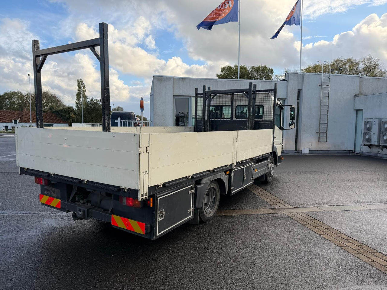 Грузовик бортовой/ Платформа Mercedes-Benz Atego Atego 816 4 x 2: фото 11