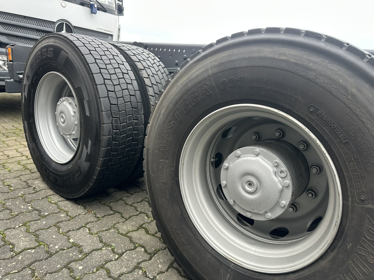 Mercedes-Benz Axor 2629 K 6x4 Axor 2629 K 6x4, PTO, Steel, Manual, 6-Zylinder - Грузовик-шасси: фото 2 Mercedes-Benz Axor 2629 K 6x4 Axor 2629 K 6x4, PTO, Steel, Manual, 6-Zylinder - Грузовик-шасси: фото 2