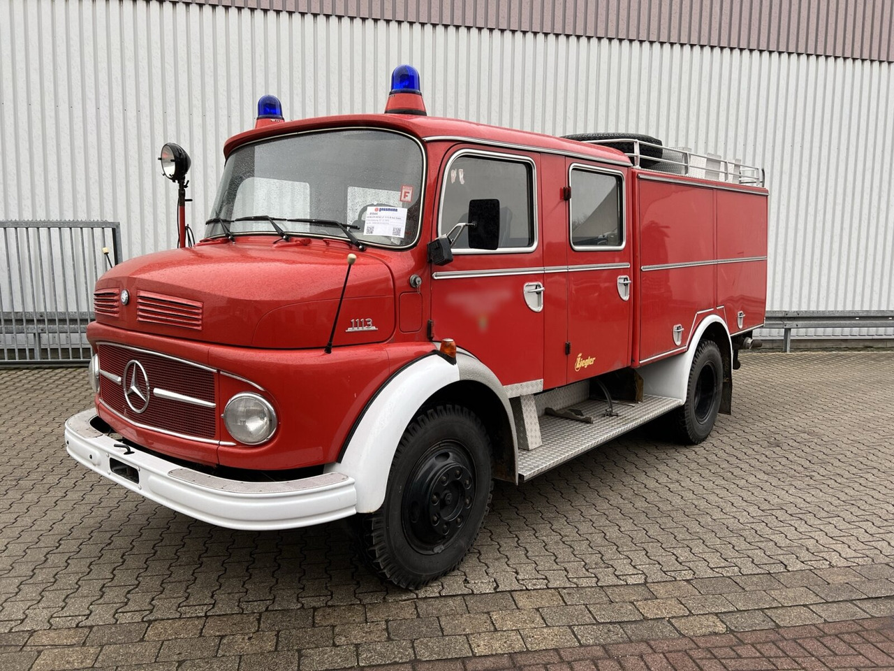 Mercedes-Benz LF 1113 B 4x2 Doka LF 1113 B 4x2 Doka, TLF 16/25 - Пожарная машина: фото 1 Mercedes-Benz LF 1113 B 4x2 Doka LF 1113 B 4x2 Doka, TLF 16/25 - Пожарная машина: фото 1