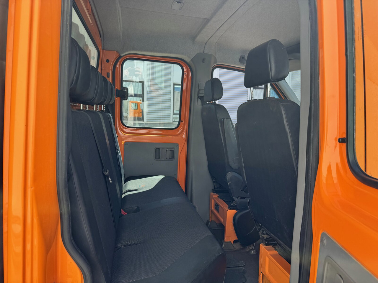 Mercedes-Benz Sprinter 313 CDI 4x4 Doka Sprinter 313 CDI 4x4 Doka - Малотоннажный бортовой грузовик, Грузопассажирский фургон: фото 4 Mercedes-Benz Sprinter 313 CDI 4x4 Doka Sprinter 313 CDI 4x4 Doka - Малотоннажный бортовой грузовик, Грузопассажирский фургон: фото 4
