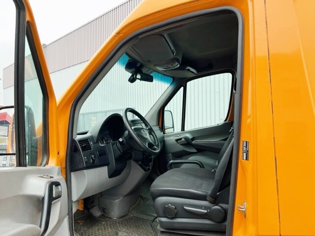 Mercedes-Benz Sprinter 515 CDI 4x2 Sprinter 515 CDI 4x2 - Цельнометаллический фургон: фото 2 Mercedes-Benz Sprinter 515 CDI 4x2 Sprinter 515 CDI 4x2 - Цельнометаллический фургон: фото 2