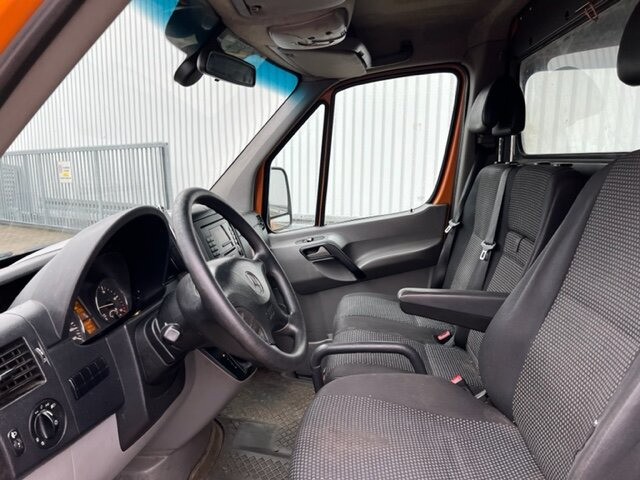 Mercedes-Benz Sprinter 515 CDI 4x2 Sprinter 515 CDI 4x2 - Цельнометаллический фургон: фото 3 Mercedes-Benz Sprinter 515 CDI 4x2 Sprinter 515 CDI 4x2 - Цельнометаллический фургон: фото 3