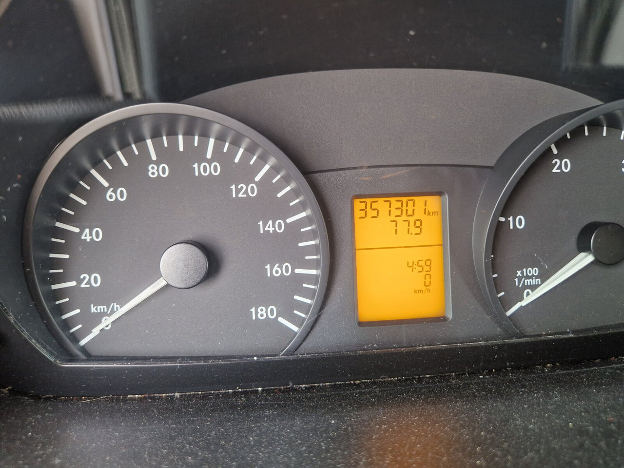 Машина скорой помощи Mercedes-Benz Sprinter 516 CDI 4x2 Sprinter 516 CDI 4x2, Rettungswagen: фото 15