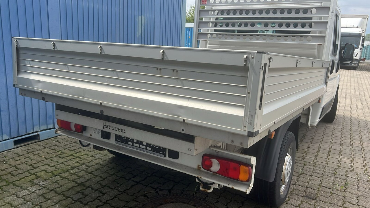 Peugeot Boxer 4x2 Doka Boxer 4x2 Doka - Малотоннажный бортовой грузовик, Грузопассажирский фургон: фото 3 Peugeot Boxer 4x2 Doka Boxer 4x2 Doka - Малотоннажный бортовой грузовик, Грузопассажирский фургон: фото 3