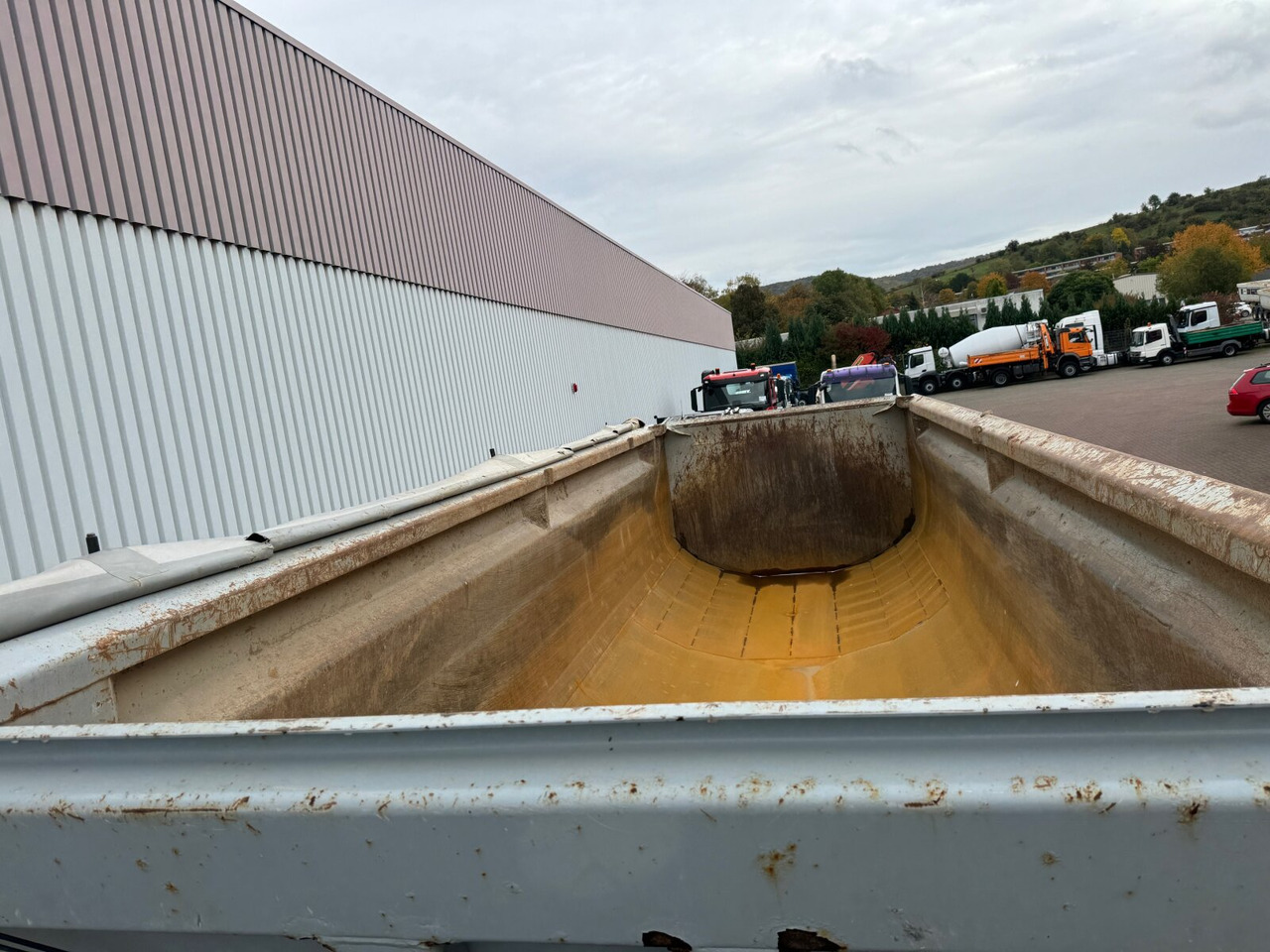 Schwarzmüller K-Serie Kippauflieger K-Serie Kippauflieger, Stahlmulde ca. 27m³, Liftachse - Полуприцеп: фото 3 Schwarzmüller K-Serie Kippauflieger K-Serie Kippauflieger, Stahlmulde ca. 27m³, Liftachse - Полуприцеп: фото 3