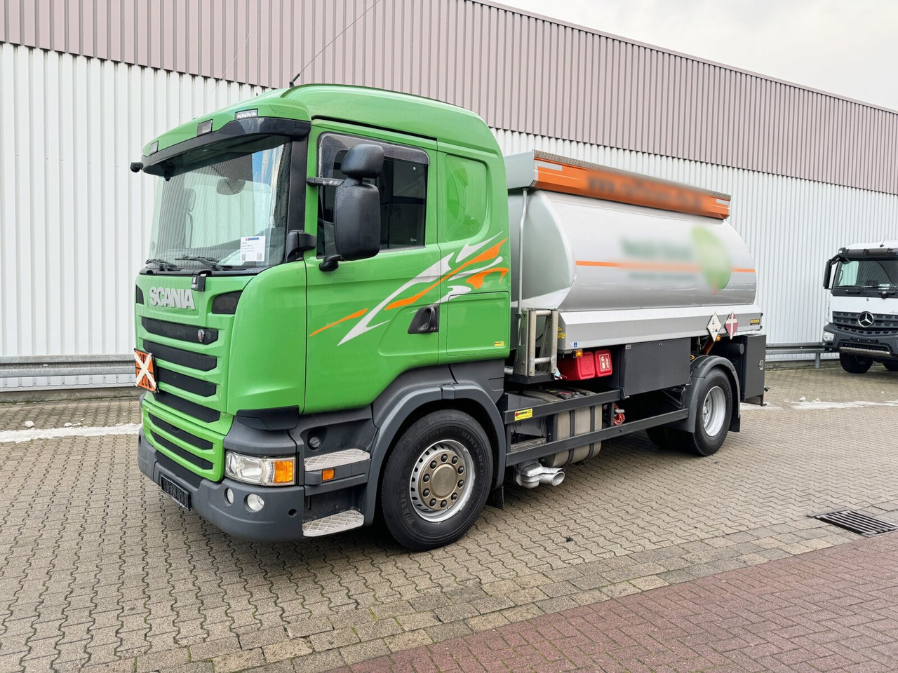 R450 4x2 R450 4x2, Retarder, ADR, Rohr Tank, ca. 14400l - Грузовик-цистерна: фото 1 R450 4x2 R450 4x2, Retarder, ADR, Rohr Tank, ca. 14400l - Грузовик-цистерна: фото 1