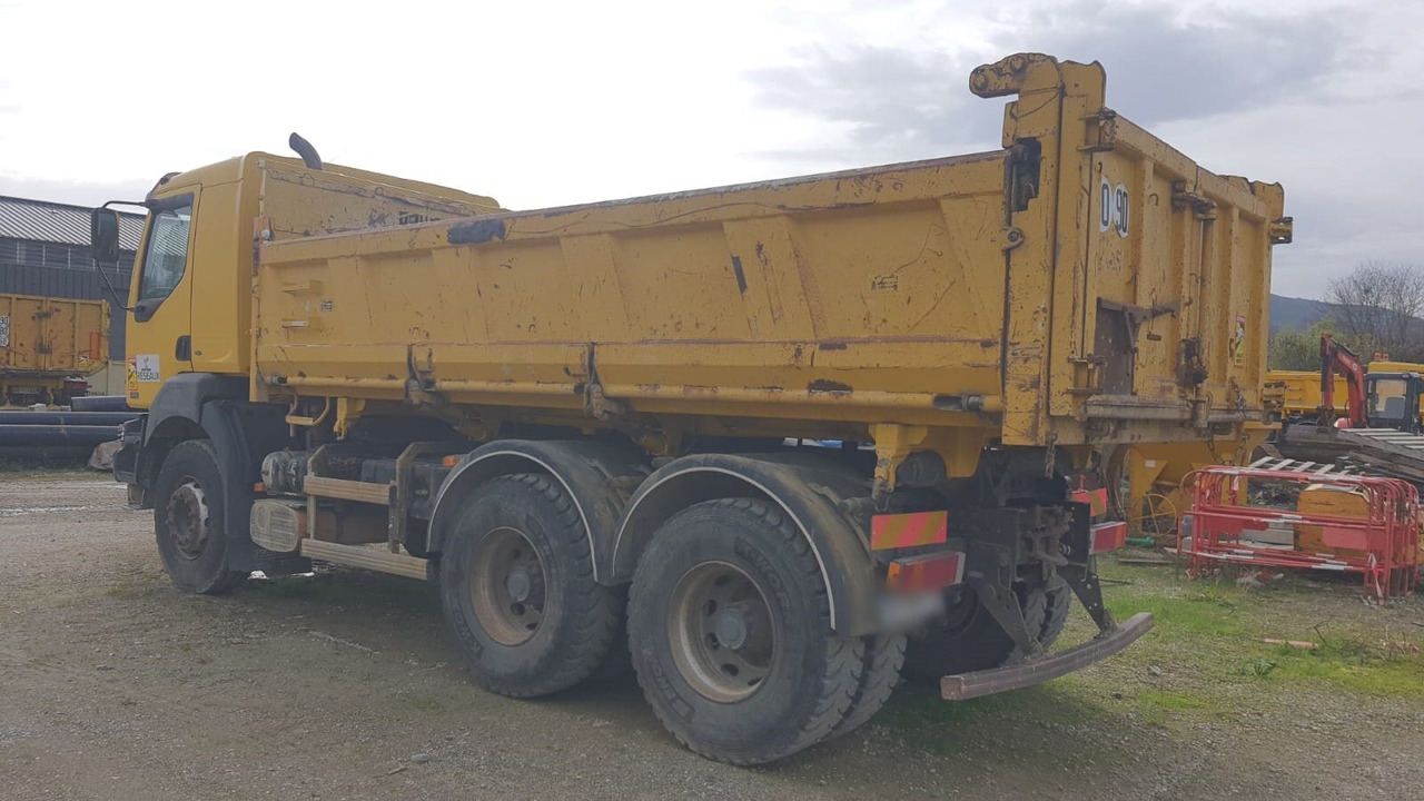 Самосвал Renault Kerax 380.26 6x4 Kerax 380.26 6x4, Bordmatik links: фото 8 Самосвал Renault Kerax 380.26 6x4 Kerax 380.26 6x4, Bordmatik links: фото 8