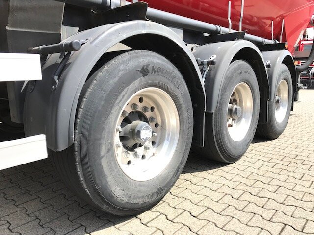 SSK 60/10-24 ADR Kässbohrer SSK 60/10-24 ADR, 60 cbm, - Полуприцеп цистерна для сыпучих грузов: фото 2 SSK 60/10-24 ADR Kässbohrer SSK 60/10-24 ADR, 60 cbm, - Полуприцеп цистерна для сыпучих грузов: фото 2